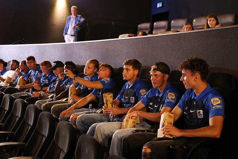 Popcorns durften bei dem Film-Premiere im Mathäser bei den Löwen-Stars nicht fehlen.