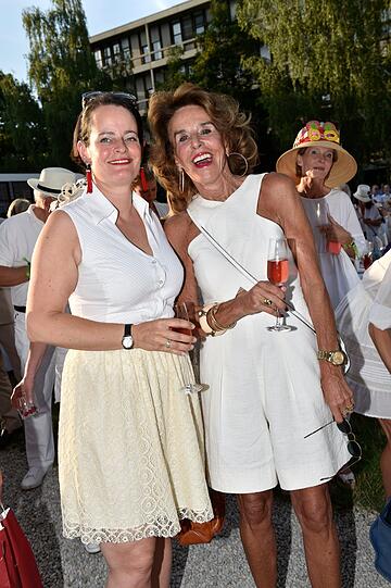 Nicola Gräfin Keglevich (Sotheby's Deutschland), Barbara Bagusat.