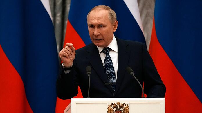 Kündigte bereits am 21. Februar in seiner Rede zur Lage der Nation die Aussetzung des Vertrags an: Wladimir Putin.