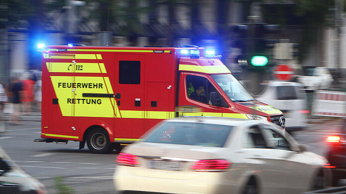 Die Feuerwehr war bei einem Tramunfall in der Arnulfstraße im Einsatz. (Symbolbild)
