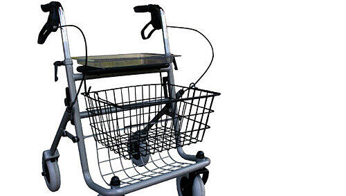 Fluchtgefährt des Exhibitionisten: ein Rollator Fluchtgefährt des Exhibitionisten: ein Rollator