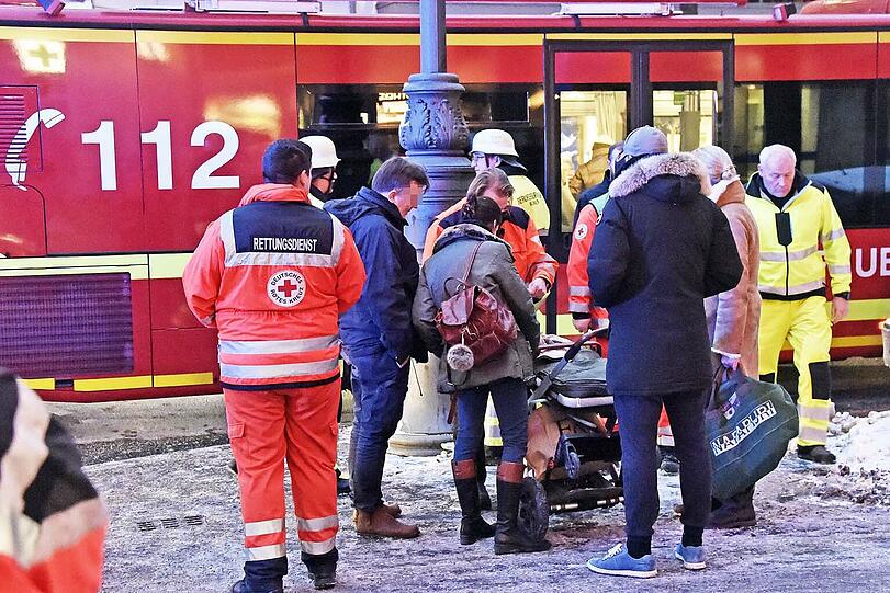 Weitere Bilder vom Brand in der Trogerstraße.