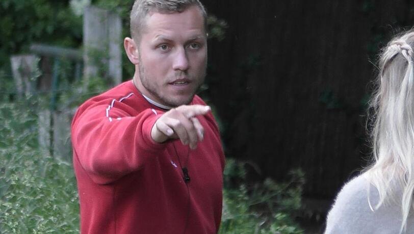 Patrick Romer machte im "Sommerhaus der Stars" ständig seine Freundin runter.
