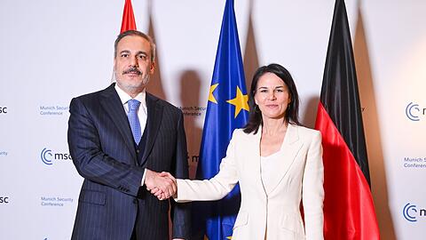 Hakan Fidan, türkischer Außenminister und Annalena Baerbock (Bündnis 90/Die Grünen), Bundesaußenministerin.