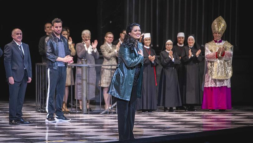 Anna Netrebko beim Schlussapplaus