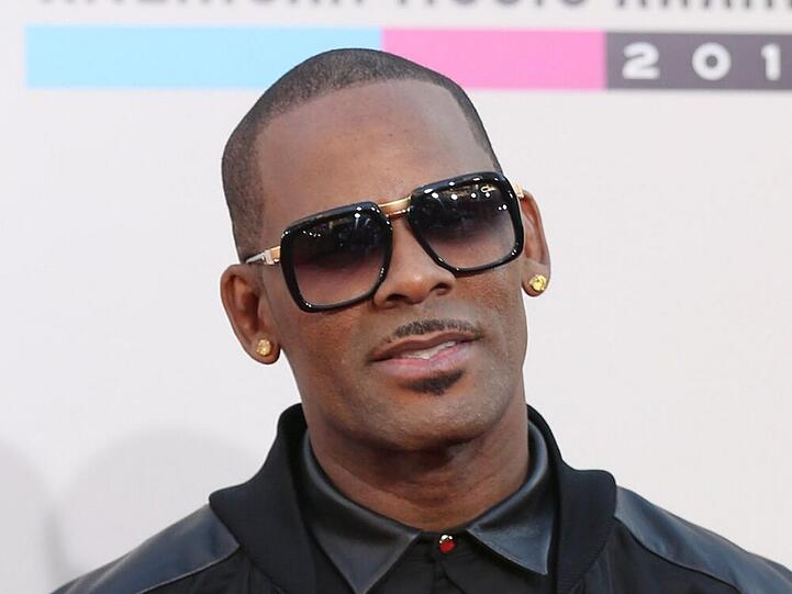 R. Kelly sollte der nächsten Gerichtsverhandlung besser beiwohnen
