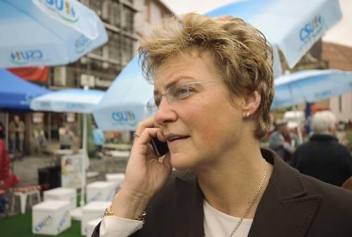 Als Spitzenkandidatin für Oberfanken versucht die Oberbayerin die Stimmung gegen die CSU zu wenden