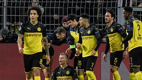 Matchwinner und gefeierter Mann: BVB-Torjäger Erling Haaland (sitzend).