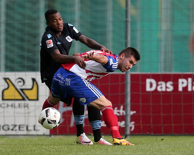 Die Bilder vom 9:0-Kantersieg der Löwen in Pöllau.