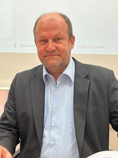 Markus Bayerbach hat ebenfalls seinen Austritt aus Partei und bayerischer Landtagsfraktion erklärt. Markus Bayerbach hat ebenfalls seinen Austritt aus Partei und bayerischer Landtagsfraktion erklärt.