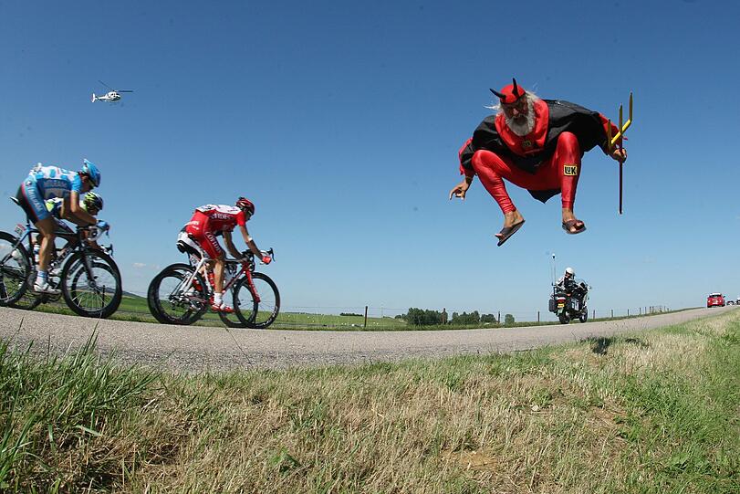 Statt an den steilen Rampen auf das Peloton zu warten, verfolgt Senft die Tour 2012 nur vom Fernseher aus.