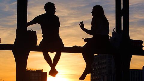 Arbeit, Gesundheit und Haushaltseinkommen: In diesen Bereichen zeigen sich unter anderem auch die Münchner zufriedener als der Bundesdurchschnitt.