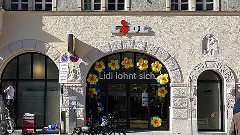 In die alte McDonald's-Filiale am Isartor ist ein Lidl gezogen - der kleinste Deutschlands.