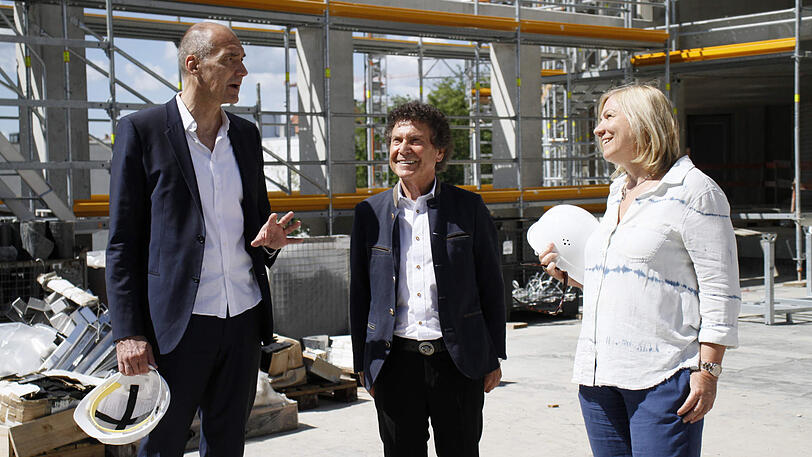 Architekt Markus Allmann (l.), Friedrich Neumann und Martina Decker.
