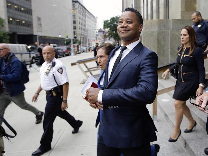 Cuba Gooding Jr. verlässt das Strafgericht, nachdem er sich den New Yorker Behörden gestellt hatte.