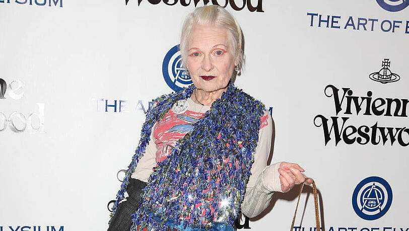 Vivienne Westwood rappt gegen Fracking. Vivienne Westwood rappt gegen Fracking.