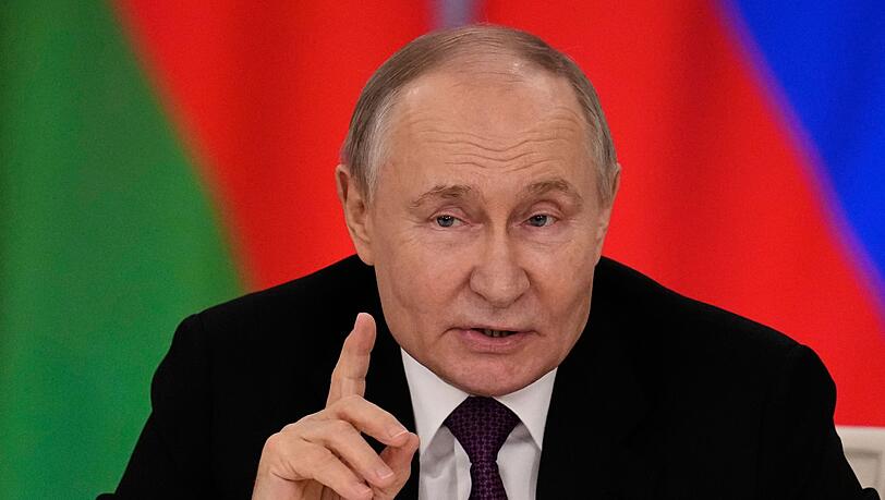 Putin sagt zu einer Waffenruhe in der Ukraine klar "Ja, aber".