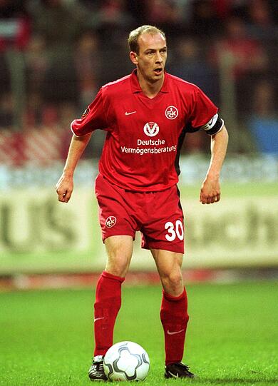 Ein waschechter Pfälzer: Mario Basler begann seine Karriere beim 1.FC Kaiserslautern, kam über Essen, Berlin und Bremen an die Säbener Straße, um danach noch einmal vier Jahre für den FCK zu spielen.