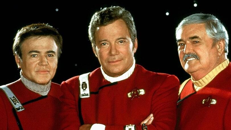 Walter Koenig (l.), William Shatner und James Doohan (r.) im Jahr 1994. Walter Koenig (l.), William Shatner und James Doohan (r.) im Jahr 1994.