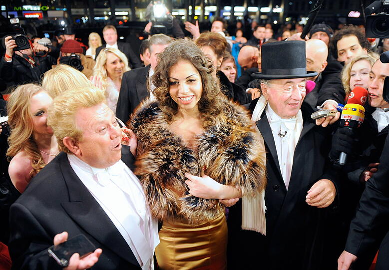 Sie war Richard "Mörtel" Lugners Aufputz für den Opernball: Sehen Sie hier die Bilder von Rubys Auftritt in Wien.