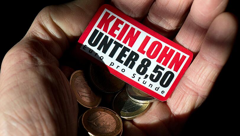 Übergangsregelungen: Noch erhält nicht jeder in Deutschland den Mindestlohn. Ansonsten liegen die Löhne meist über dem Mindestbetrag. Übergangsregelungen: Noch erhält nicht jeder in Deutschland den Mindestlohn. Ansonsten liegen die Löhne meist über dem Mindestbetrag.