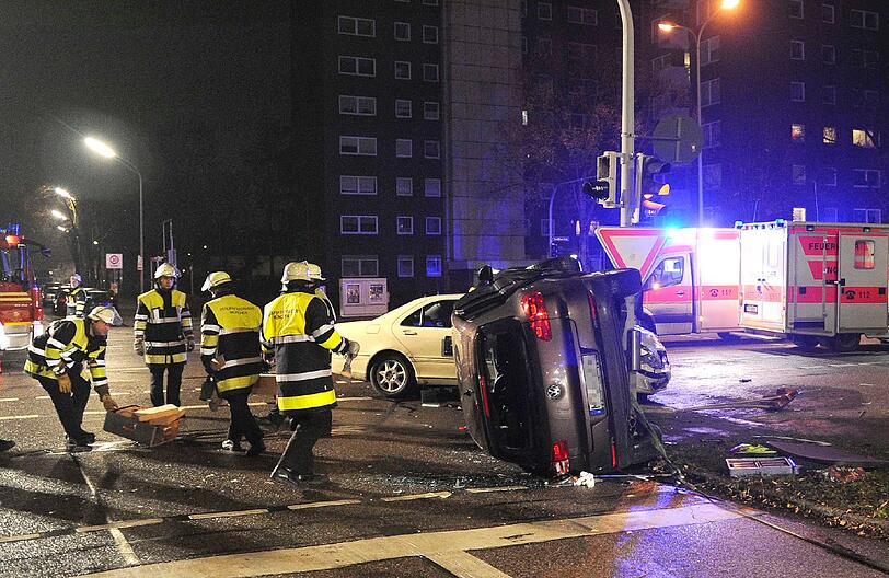 Am Dienstagabend krachte es an der Kreuzung Gottahrd-/Von-der-Pfordten-Straße.