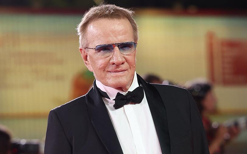 Auf dem roten Tepppich - wie hier beim Filmfestival von Venedig 2024 - sieht man Christopher Lambert heute nur noch selten. Auf dem roten Tepppich - wie hier beim Filmfestival von Venedig 2024 - sieht man Christopher Lambert heute nur noch selten.