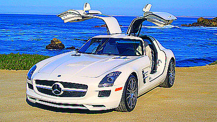 Auch geschlossen ein imposanter Anblick: der Mercedes SLS AMG. Auch geschlossen ein imposanter Anblick: der Mercedes SLS AMG.