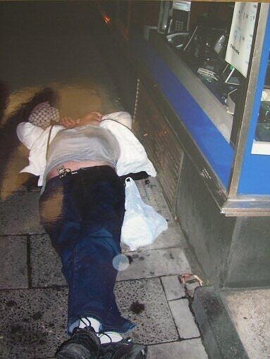 So wild geht's rund um die Schwanthalerstraße 1 an der Feier-Meile zu: Diese Bilder haben Anwohner geschossen und der AZ zur Verfügung gestellt