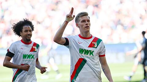 Anton Kade l&auml;sst die Augsburger jubeln.