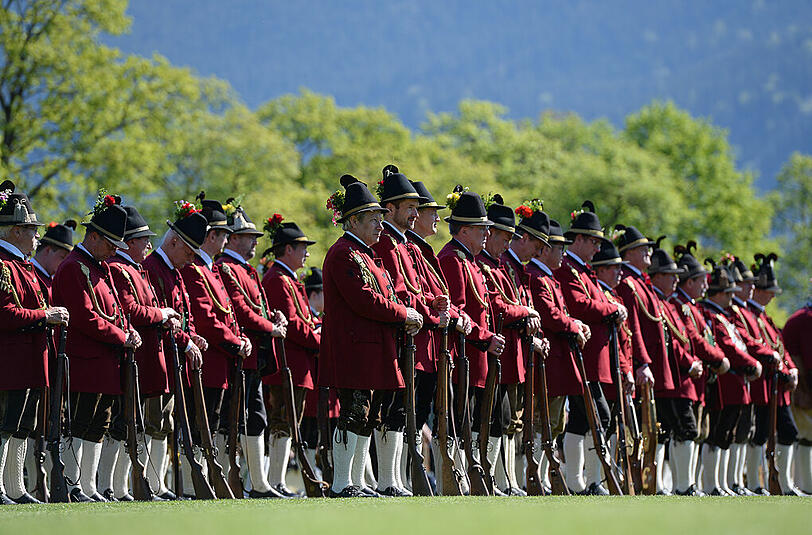 Die Bilder vom Patronatstag der bayerischen Gebirgsschützen in Garmisch-Partenkirchen.