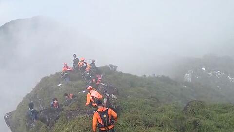 Die Tr&uuml;mmer liegen in steilem, bewaldetem und schwer zug&auml;nglichem Berggel&auml;nde.