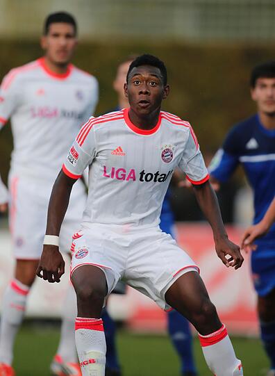 Der FC Bayern besiegt beim Comeback von David Alaba Unterhaching in einem Testspiel mit 2:0. Heynckes lobt den Rückkehrer, mahnt aber zur Geduld. Die Bilder.