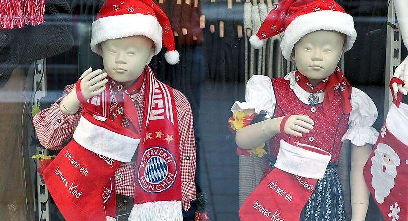 Dirndl-Trachten-Nikolausis: Mehr Bayern geht nicht, oder?