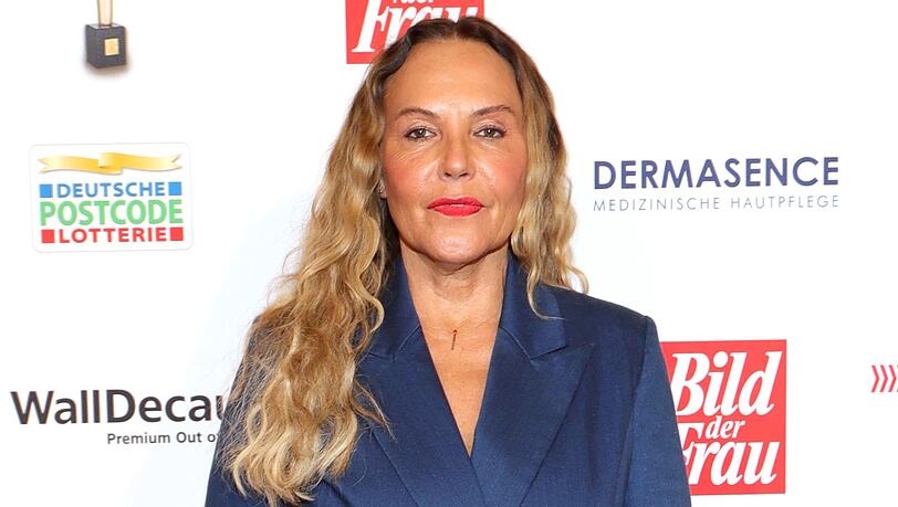Natascha Ochsenknecht zeigt sich mit 57 Jahren nackt auf Instagram.