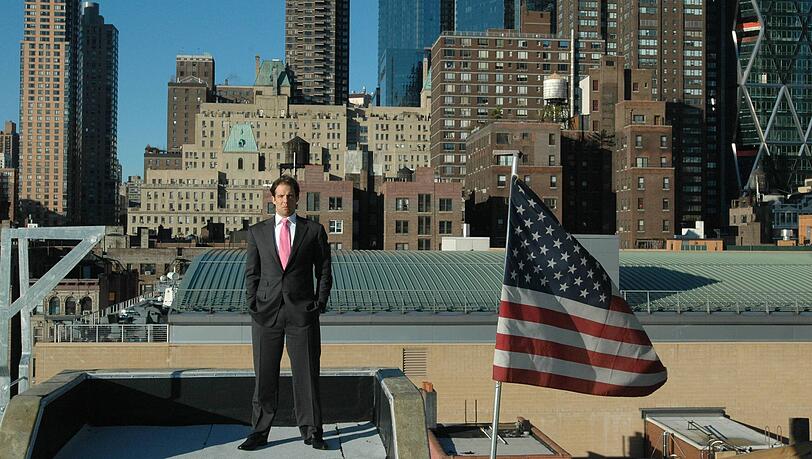 Der US-Immobilienentwickler Michael Shvo hat vor dem Jahr 2018 mehr als eine Million US-Dollar am Fiskus vorbeigeschleust. Jetzt entwickelt er teure Gebäude, in die ein Rententräger aus München investiert hat. Der US-Immobilienentwickler Michael Shvo hat vor dem Jahr 2018 mehr als eine Million US-Dollar am Fiskus vorbeigeschleust. Jetzt entwickelt er teure Gebäude, in die ein Rententräger aus München investiert hat.