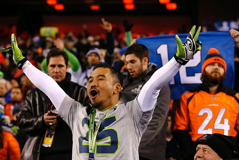 Nach dem Sieg gab es für die Seahawks kein Halten mehr. Die Bilder von der Siegerehrung.