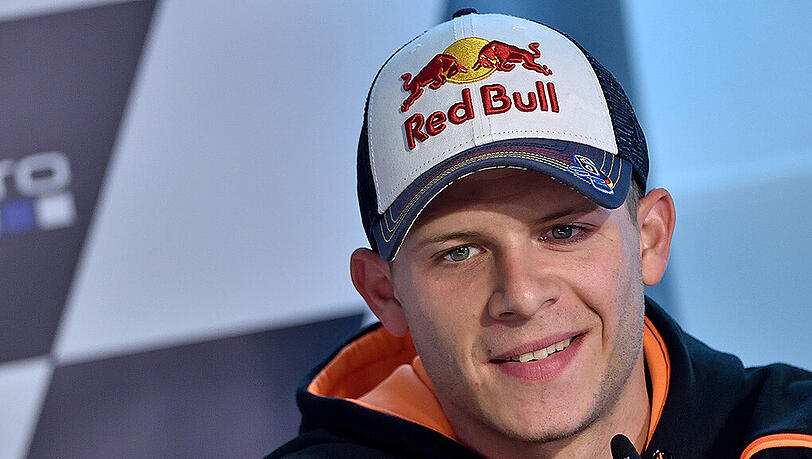 Stefan Bradl hat sofort einen neuen Rennstall gefunden. Bereits beim nächsten Rennen wird er für Aprilia fahren. Stefan Bradl hat sofort einen neuen Rennstall gefunden. Bereits beim nächsten Rennen wird er für Aprilia fahren.