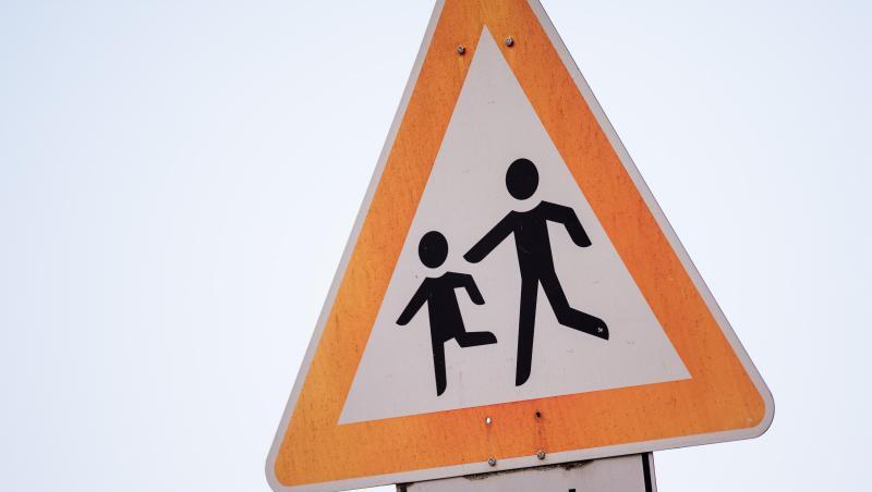 Welche Rolle spielen Schulen in der Pandemie?.
