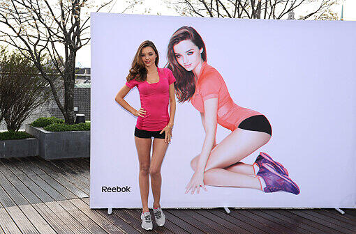 Miranda Kerr ist die neue Markenbotschafterin des Sportbekleiders Reebok.