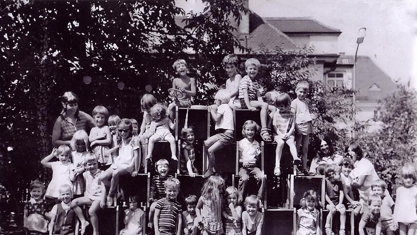 ... und zur Erinnerung hier ein Gruppenfoto von 1969. ... und zur Erinnerung hier ein Gruppenfoto von 1969.
