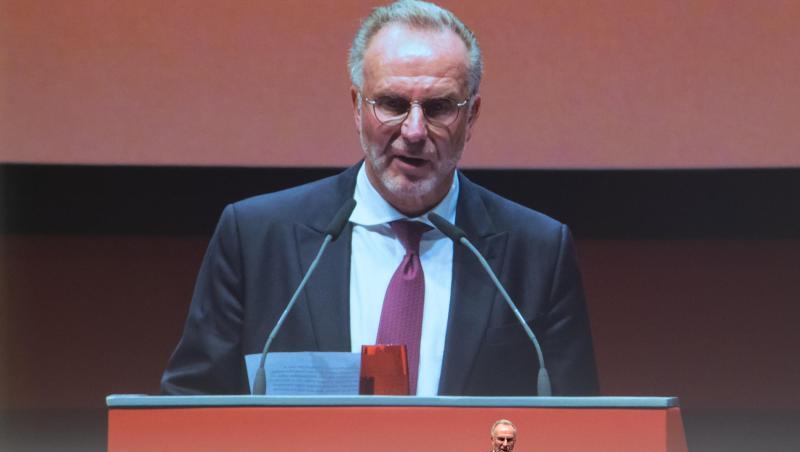 Karl-Heinz Rummenigge, Vorstandsvorsitzender der FC Bayern München AG, auf der Hauptversammlung. Foto: Sven Hoppe/dpa Karl-Heinz Rummenigge, Vorstandsvorsitzender der FC Bayern München AG, auf der Hauptversammlung. Foto: Sven Hoppe/dpa