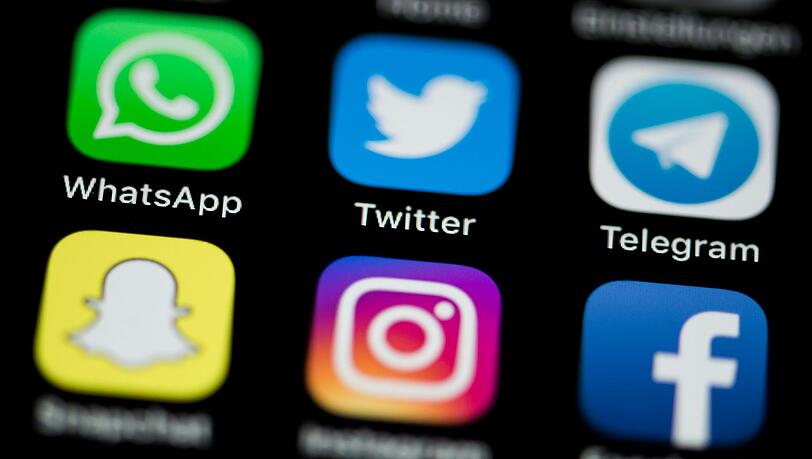 Über Social-Media-Plattformen und Internetforen versuchen sogenannte digitale Streetworker mit Süchtigen in Kontakt zu kommen und ihnen Hilfsangebote zu machen. (Symbolbild)