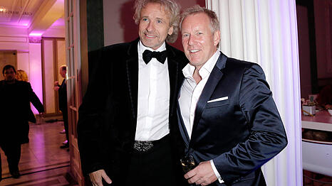 Thomas Gottschalk und Johannes B. Kerner sind alte Showhasen, die sich schon lange kennen.