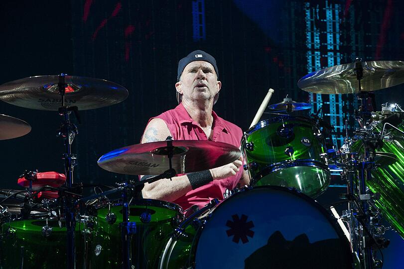 Mitreißende Shwo, ekstatische Fans - Bilder vom Red-Hot-Chili-Peppers-Konzert in der Olympiahalle
