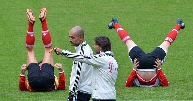 Das erste Training unter Pep! Wir zeigen die besten Bilder vom Trainingsauftakt der Bayern!