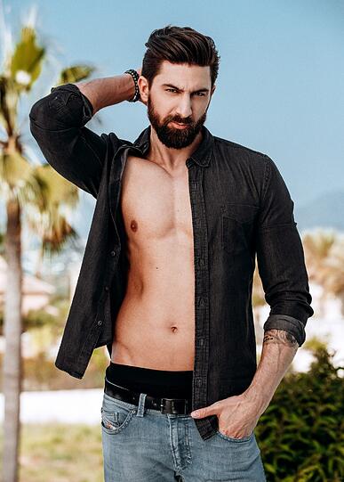 Sebastian (31), Fitnesstrainer aus Hannover: &bdquo;Mein Aussehen ist mir manchmal im Weg&ldquo;