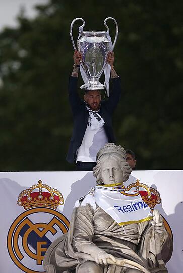 Real Madrid feiert seinen Champions-League-Titel mit den Fans in Madrid