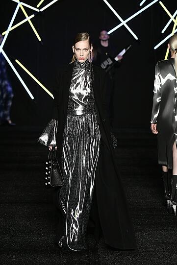 Die Runway-Looks: zeitlos aber dennoch modern.