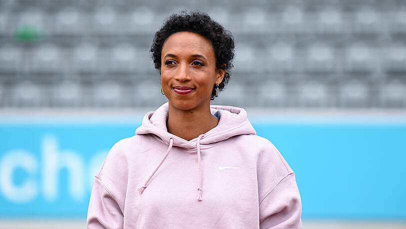 Malaika Mihambo, Weitspringerin, nimmt im Olympiastadion an einer Pressekonferenz für die European Championships teil. Vom 11.- 21.08.2022 finden in München die European Championships statt.